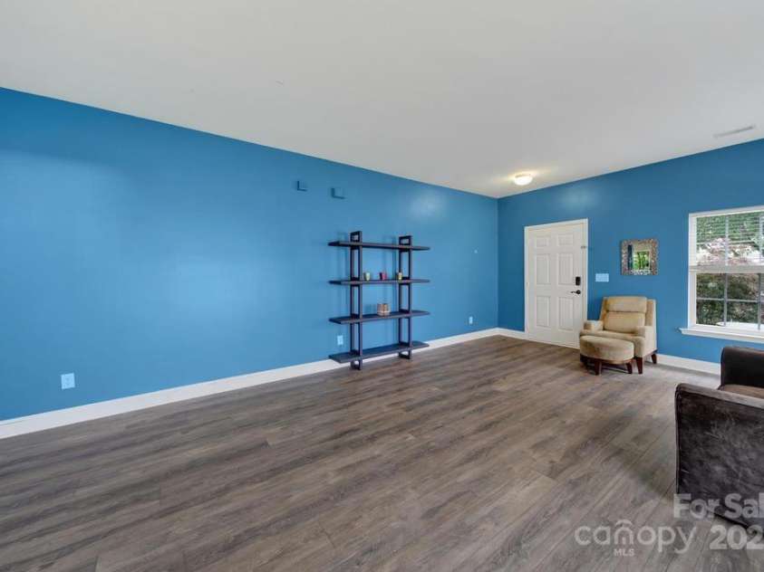 656 Hosta Drive, Fort Mill, SC 29715.  MLS# CAR4248168, YatesRealty ID 6618. 