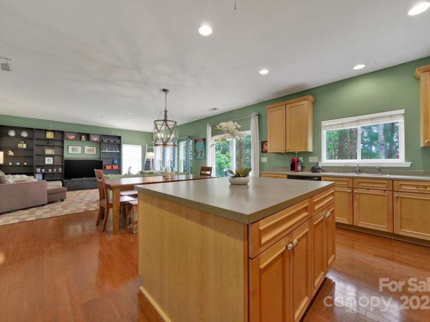 656 Hosta Drive, Fort Mill, SC 29715.  MLS# CAR4248168, YatesRealty ID 6618. 