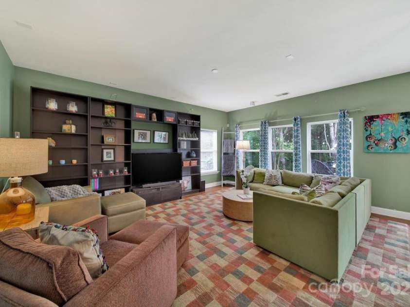 656 Hosta Drive, Fort Mill, SC 29715.  MLS# CAR4248168, YatesRealty ID 6618. 