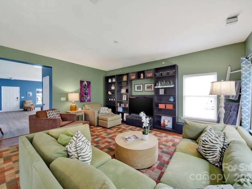 656 Hosta Drive, Fort Mill, SC 29715.  MLS# CAR4248168, YatesRealty ID 6618. 