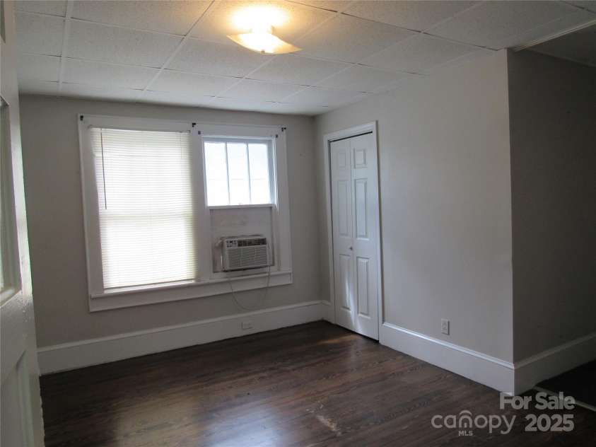 1146 Buffalo Street, Shelby, NC 28150.  MLS# CAR4276309, YatesRealty ID 662. 