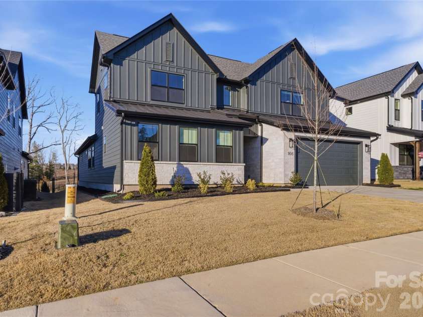 166 Windy Dell Drive, Tega Cay, SC 29708.  MLS# CAR4350424, YatesRealty ID 6620. 