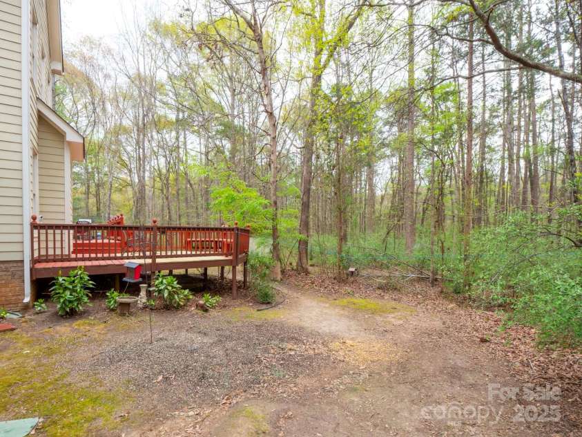 6108 Mcilwaine Road, Huntersville, NC 28078.  MLS# CAR4242611, YatesRealty ID 6620. 