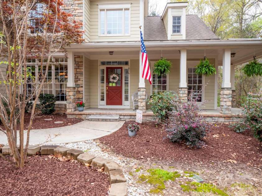 6108 Mcilwaine Road, Huntersville, NC 28078.  MLS# CAR4242611, YatesRealty ID 6620. 