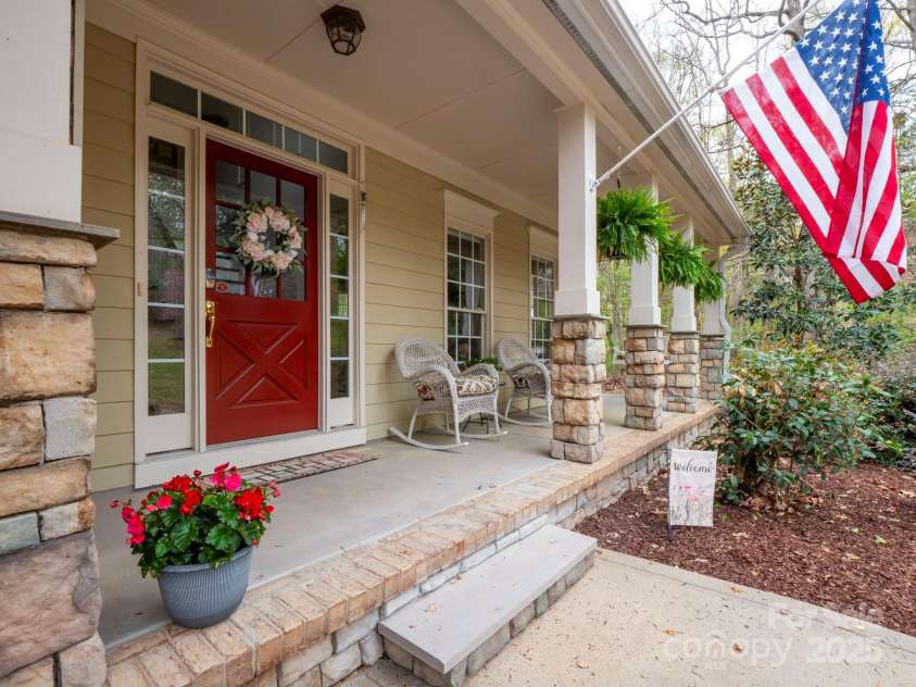 6108 Mcilwaine Road, Huntersville, NC 28078.  MLS# CAR4242611, YatesRealty ID 6620. 