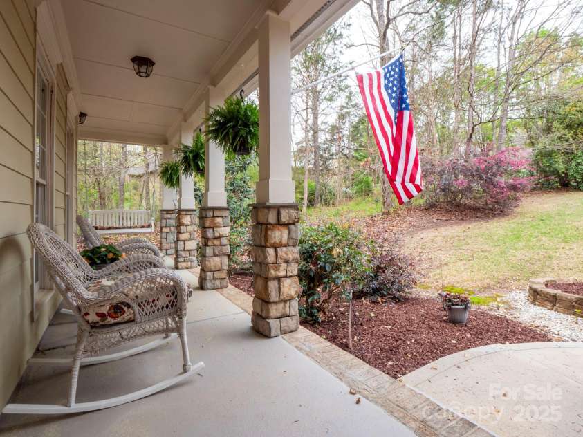 6108 Mcilwaine Road, Huntersville, NC 28078.  MLS# CAR4242611, YatesRealty ID 6620. 