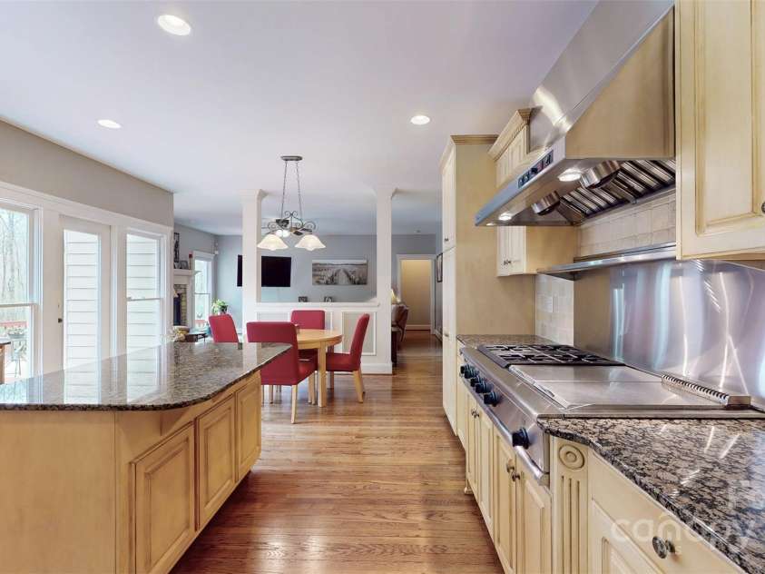 6108 Mcilwaine Road, Huntersville, NC 28078.  MLS# CAR4242611, YatesRealty ID 6620. 