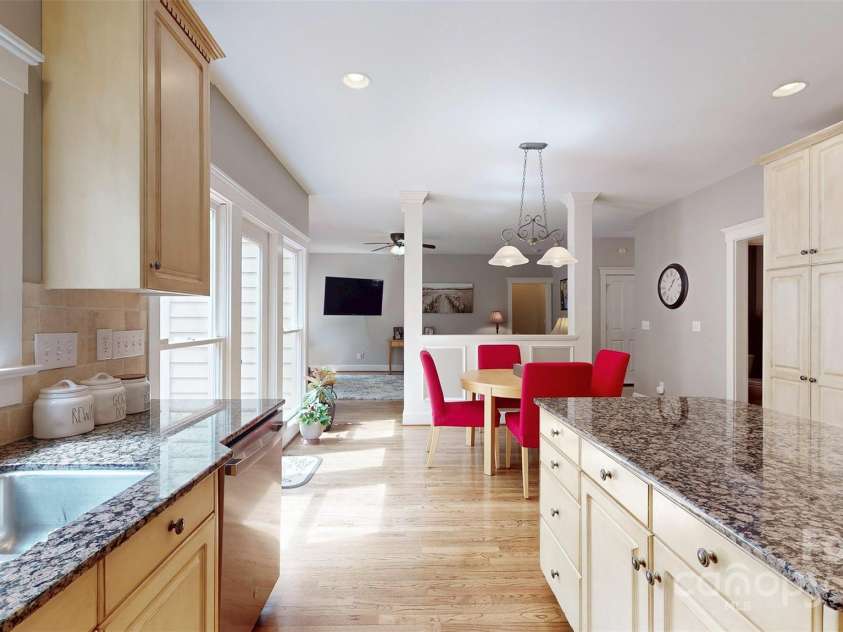 6108 Mcilwaine Road, Huntersville, NC 28078.  MLS# CAR4242611, YatesRealty ID 6620. 