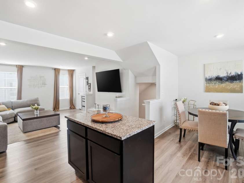 2040 Langer Street, Charlotte, NC 28214.  MLS# CAR4351700, YatesRealty ID 6621. 