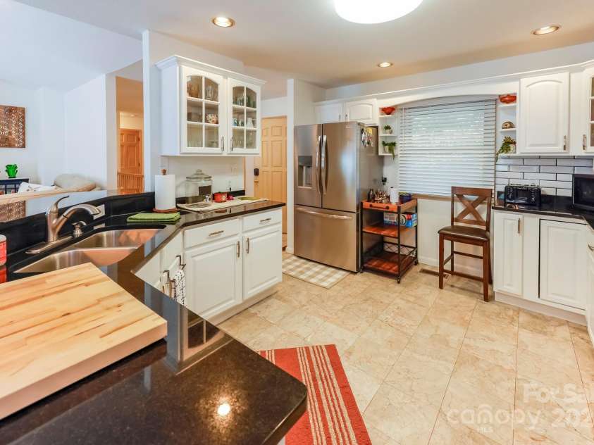 481 Winesap Road, Lake Lure, NC 28746.  MLS# CAR4226135, YatesRealty ID 6621. 