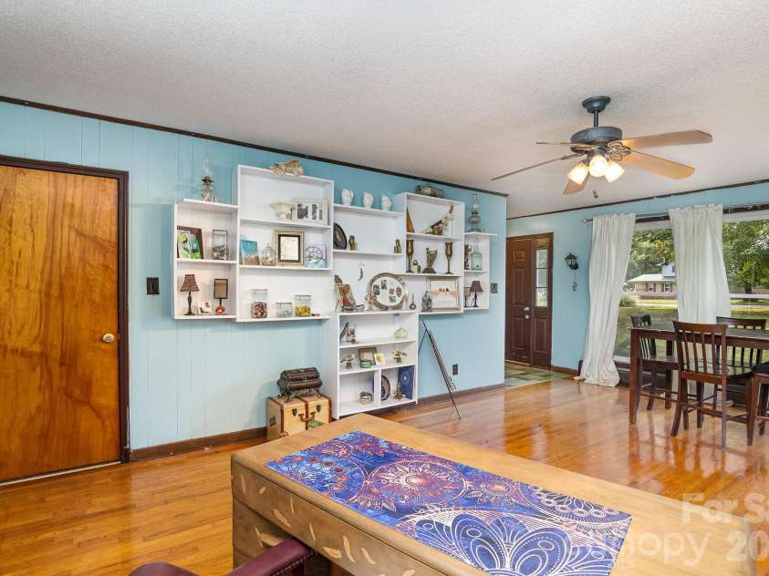 1239 Christopher Circle, Rock Hill, SC 29730.  MLS# CAR4361369, YatesRealty ID 6622. 