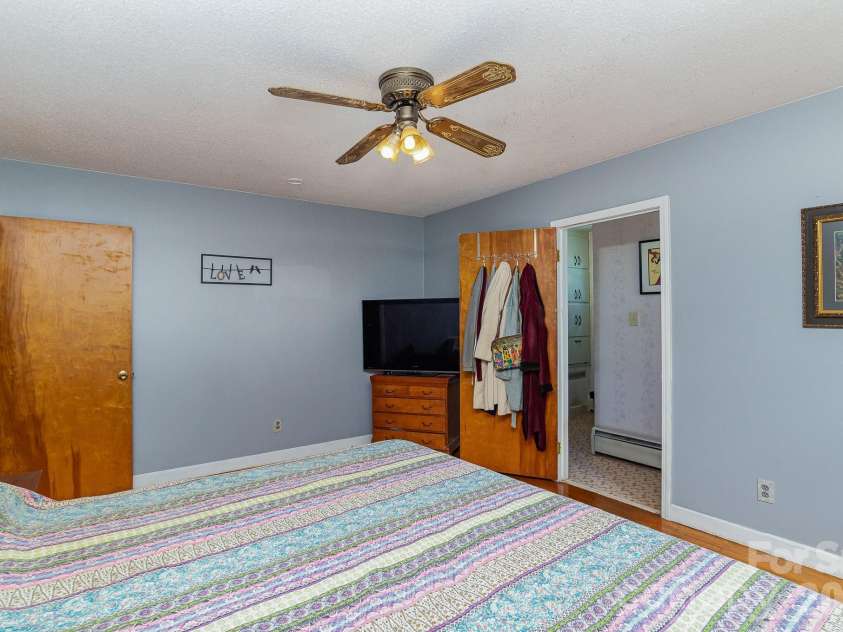 1239 Christopher Circle, Rock Hill, SC 29730.  MLS# CAR4361369, YatesRealty ID 6622. 