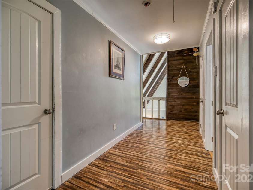 1680 17th Avenue Court, Hickory, NC 28601.  MLS# CAR4245460, YatesRealty ID 6623. 