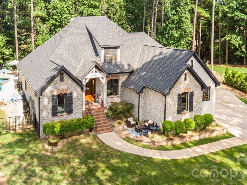 2418 Talbot Court, Sherrills Ford, NC 28673.  MLS# CAR4346722, YatesRealty ID 6624. 