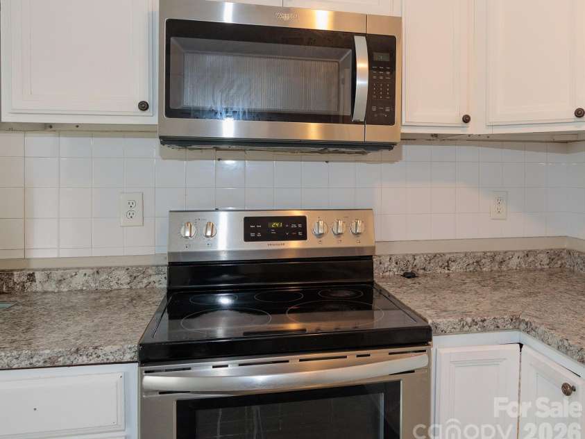 1209 Wilson W Lee Boulevard, Statesville, NC 28677.  MLS# CAR4354984, YatesRealty ID 6625. 