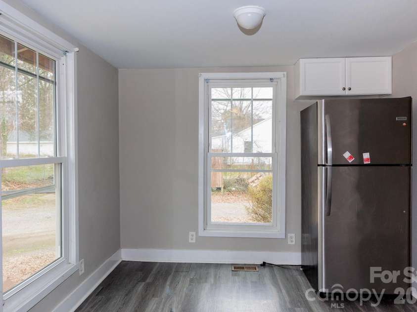 1209 Wilson W Lee Boulevard, Statesville, NC 28677.  MLS# CAR4354984, YatesRealty ID 6625. 
