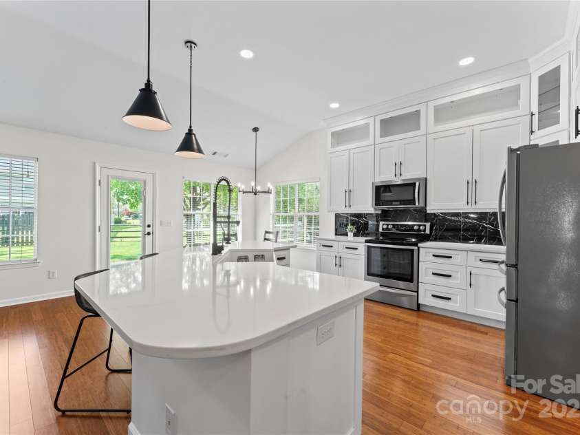 1347 Eisenhower Place, Concord, NC 28027.  MLS# CAR4234135, YatesRealty ID 6626. Kitchen