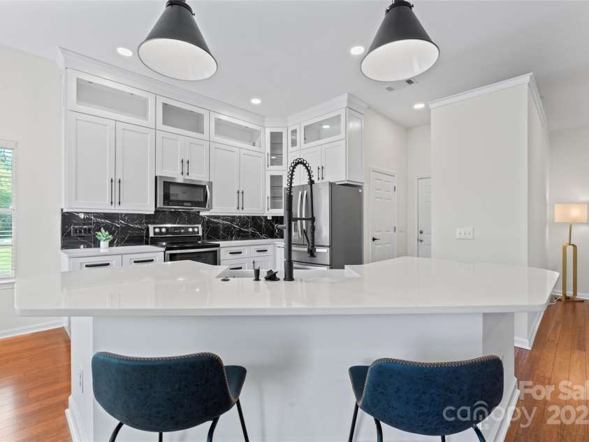 1347 Eisenhower Place, Concord, NC 28027.  MLS# CAR4234135, YatesRealty ID 6626. Kitchen