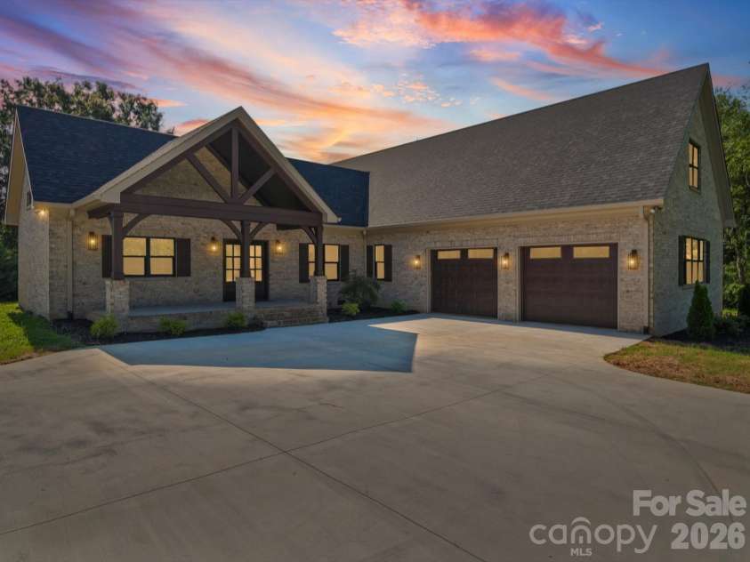 4208 Blanchard Circle, Indian Trail, NC 28079.  MLS# CAR4291806, YatesRealty ID 6627. 