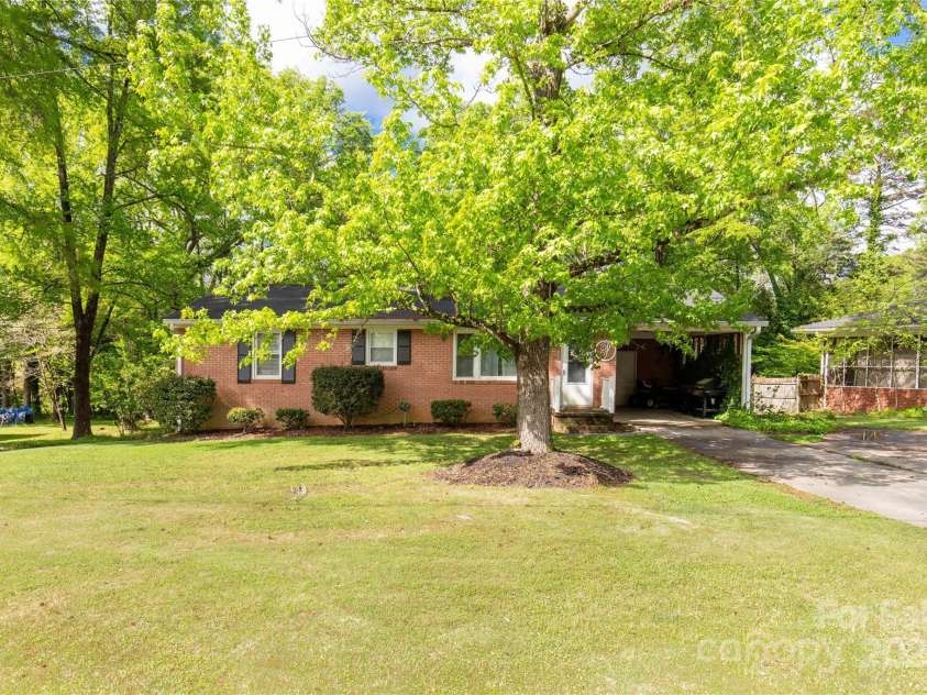 510 Jackson Road, Lancaster, SC 29720.  MLS# CAR4244352, YatesRealty ID 6627. Front