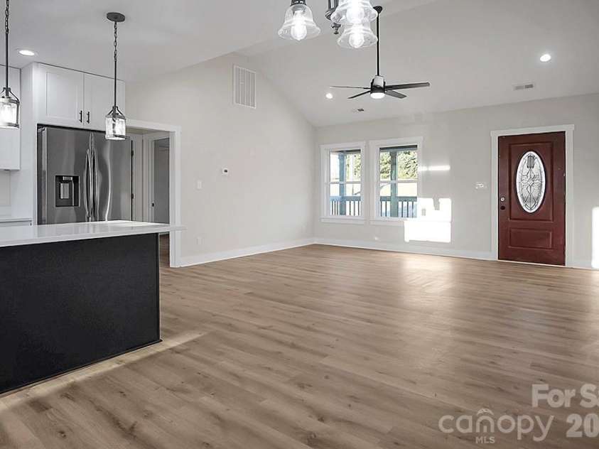 106 Quail Meadow Road, Shelby, NC 28150.  MLS# CAR4337065, YatesRealty ID 6628. 