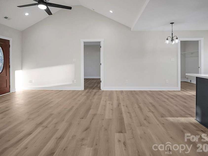 106 Quail Meadow Road, Shelby, NC 28150.  MLS# CAR4337065, YatesRealty ID 6628. 