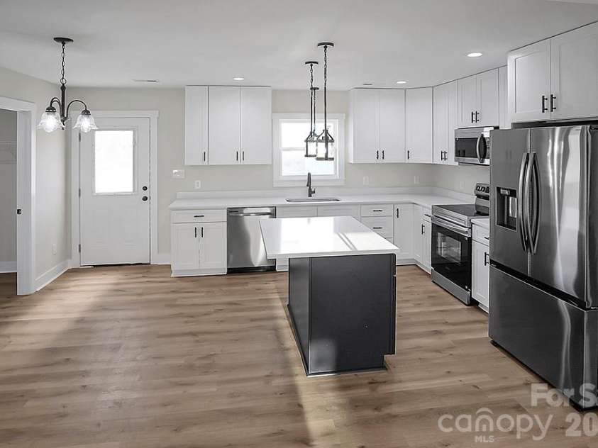 106 Quail Meadow Road, Shelby, NC 28150.  MLS# CAR4337065, YatesRealty ID 6628. 