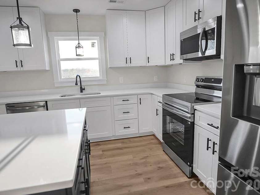 106 Quail Meadow Road, Shelby, NC 28150.  MLS# CAR4337065, YatesRealty ID 6628. 