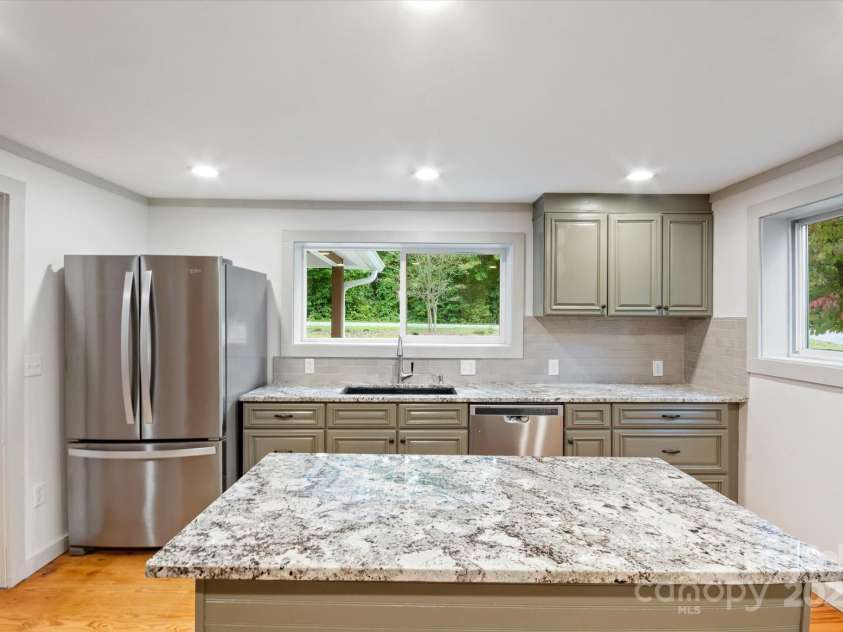 881 Peniel Road, Columbus, NC 28722.  MLS# CAR4183347, YatesRealty ID 6628. 