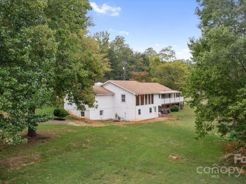 881 Peniel Road, Columbus, NC 28722.  MLS# CAR4183347, YatesRealty ID 6628. 