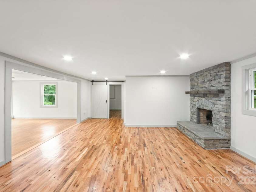 881 Peniel Road, Columbus, NC 28722.  MLS# CAR4183347, YatesRealty ID 6628. 