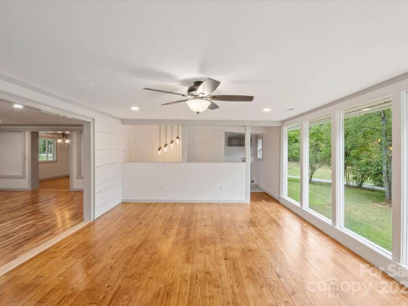 881 Peniel Road, Columbus, NC 28722.  MLS# CAR4183347, YatesRealty ID 6628. 