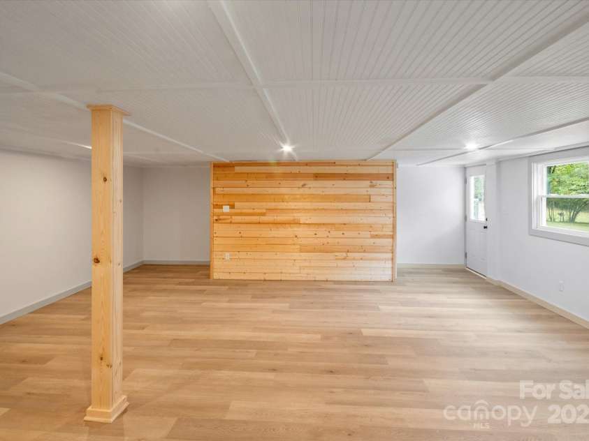 881 Peniel Road, Columbus, NC 28722.  MLS# CAR4183347, YatesRealty ID 6628. 