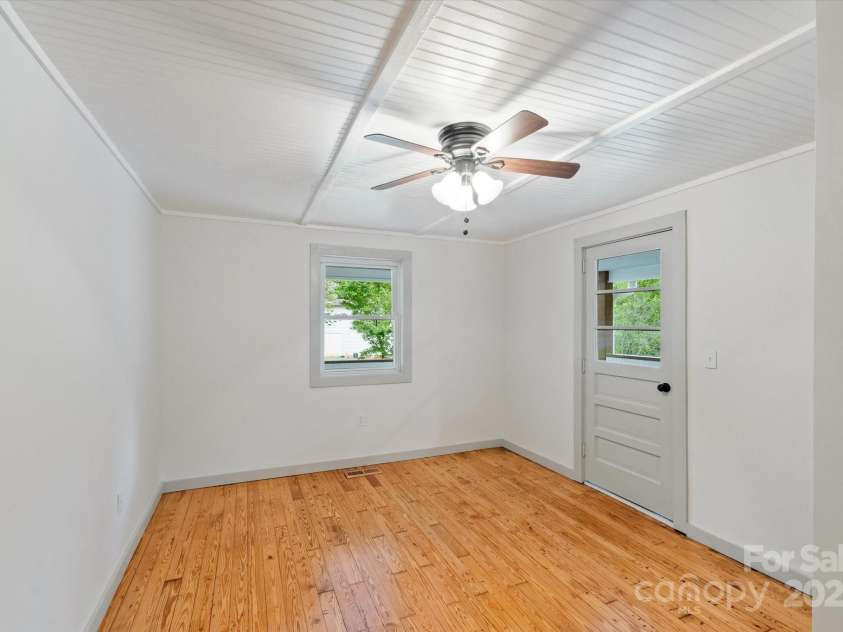 881 Peniel Road, Columbus, NC 28722.  MLS# CAR4183347, YatesRealty ID 6628. 