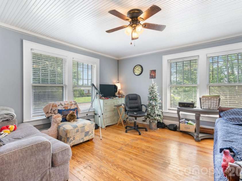 313 Main Street, Morganton, NC 28655.  MLS# CAR4275502, YatesRealty ID 663. 