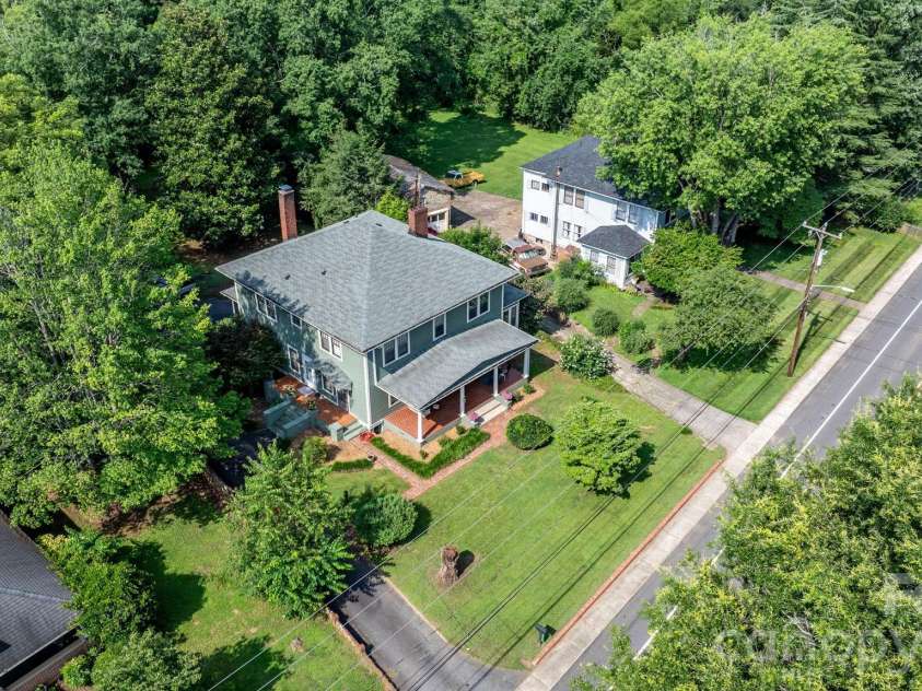 313 Main Street, Morganton, NC 28655.  MLS# CAR4275502, YatesRealty ID 663. 