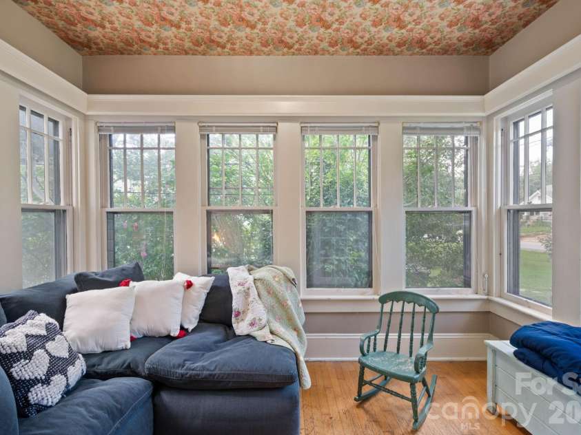 313 Main Street, Morganton, NC 28655.  MLS# CAR4401633, YatesRealty ID 663. 