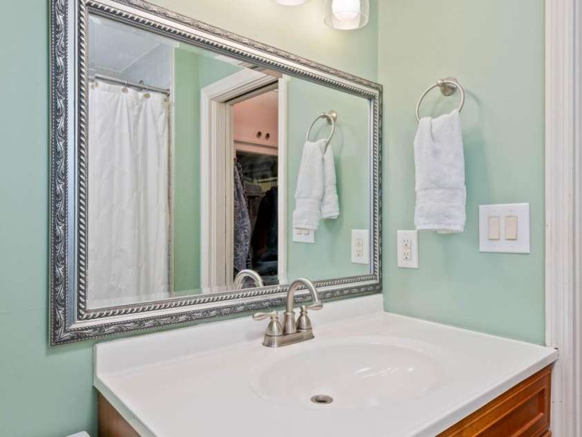 313 Main Street, Morganton, NC 28655.  MLS# CAR4401633, YatesRealty ID 663. 