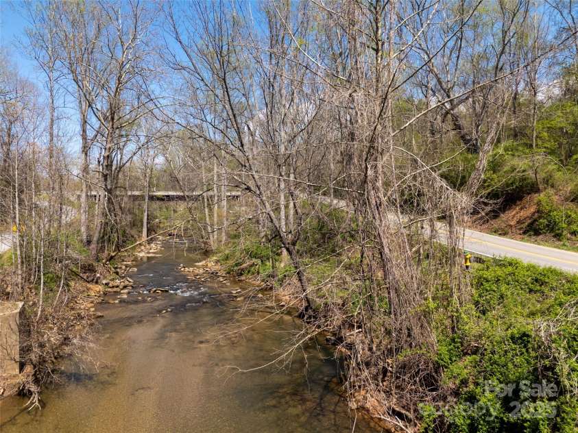 435 Upper Glady Fork Road, Candler, NC 28715.  MLS# CAR4245317, YatesRealty ID 663. 