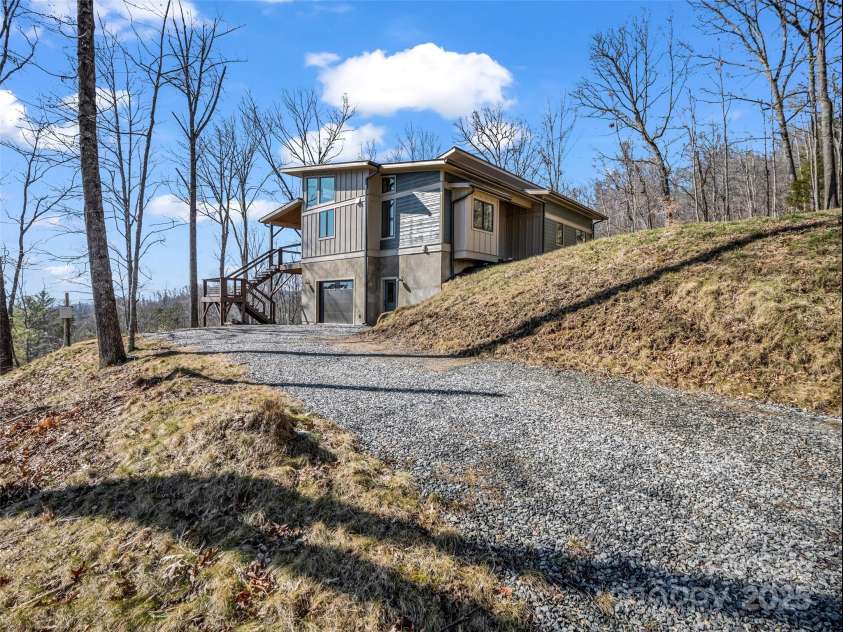151 Sandys Home Place, Mars Hill, NC 28754.  MLS# CAR4224775, YatesRealty ID 6630. 