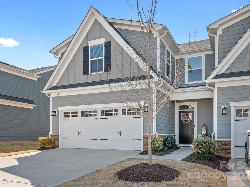 781 Hazel Way, Denver, NC 28037.  MLS# CAR4232331, YatesRealty ID 6631. 781 HAZEL WAY | DENVER | LAKE NORMAN | NC