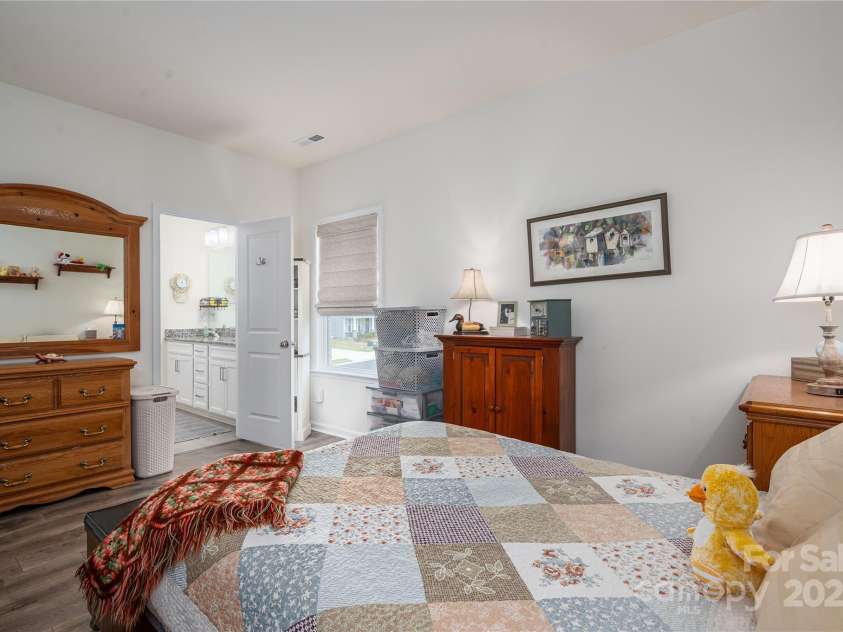 7924 Creek Park Drive, Denver, NC 28037.  MLS# CAR4240153, YatesRealty ID 6632. 