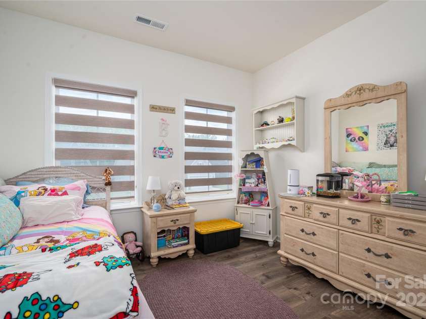 7924 Creek Park Drive, Denver, NC 28037.  MLS# CAR4240153, YatesRealty ID 6632. 