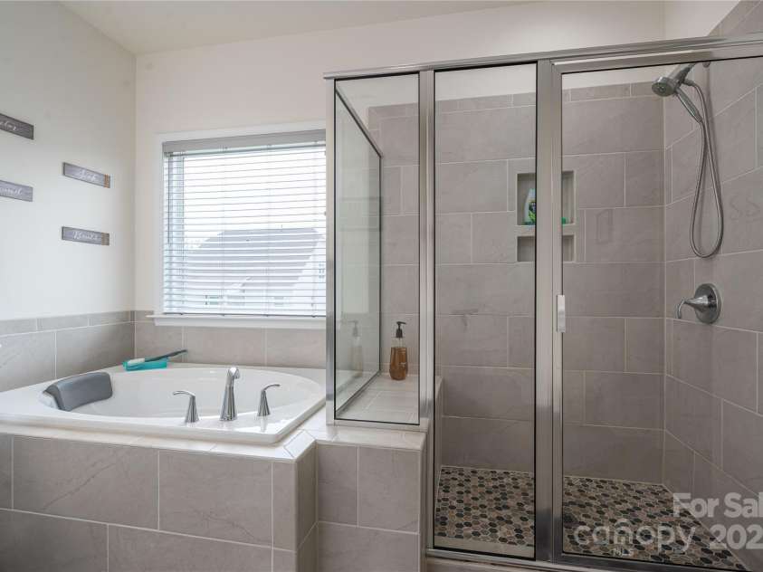 7924 Creek Park Drive, Denver, NC 28037.  MLS# CAR4240153, YatesRealty ID 6632. 