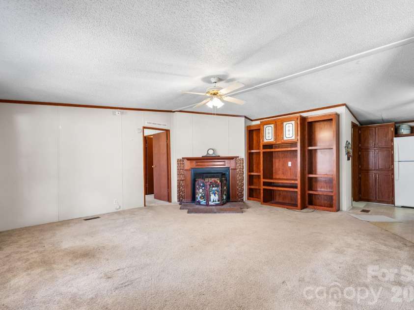 1922 Zacks Fork Road, Lenoir, NC 28645.  MLS# CAR4353078, YatesRealty ID 6633. 