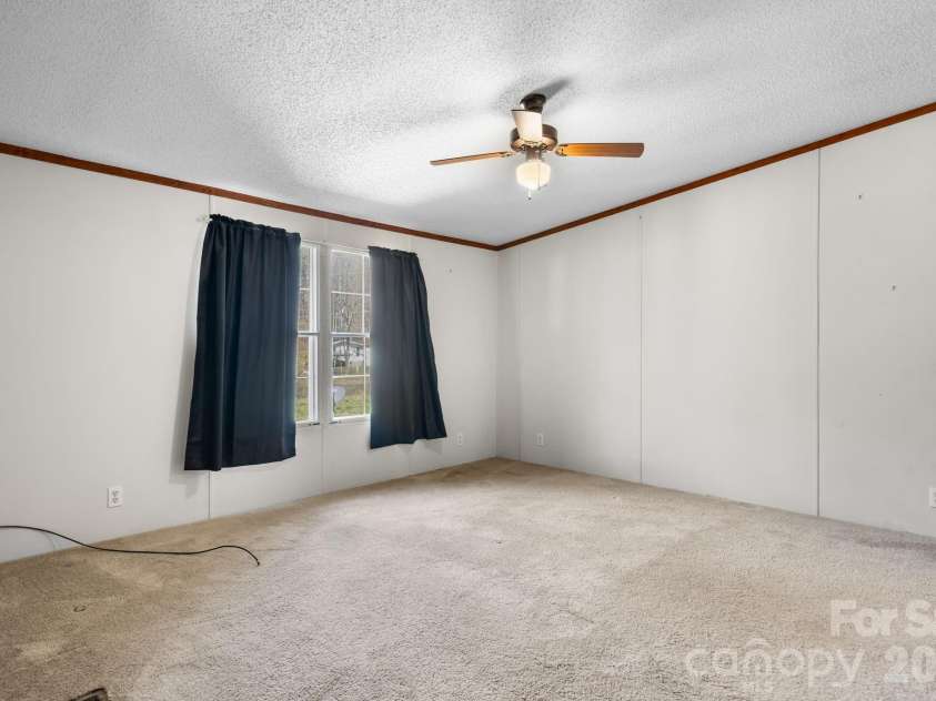 1922 Zacks Fork Road, Lenoir, NC 28645.  MLS# CAR4353078, YatesRealty ID 6633. 