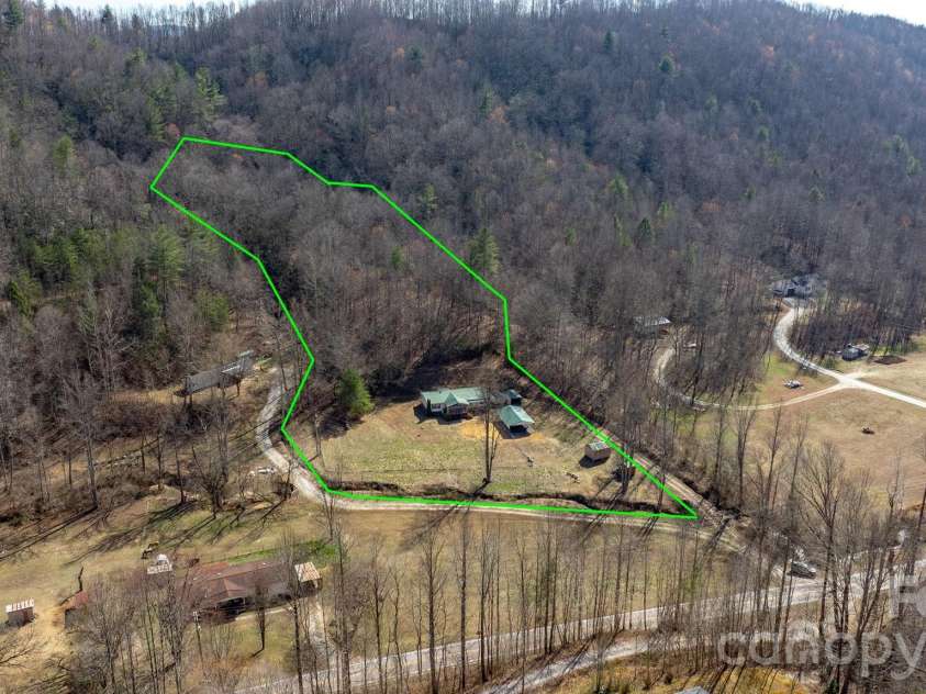 1922 Zacks Fork Road, Lenoir, NC 28645.  MLS# CAR4353078, YatesRealty ID 6633. 