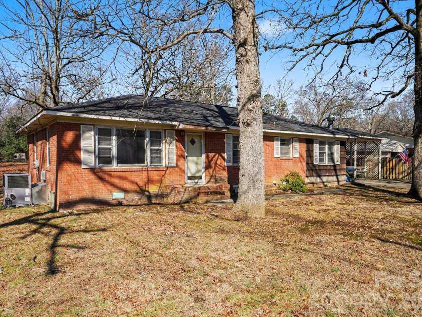 2015 Wilson Avenue, Monroe, NC 28110.  MLS# CAR4346116, YatesRealty ID 6634. 
