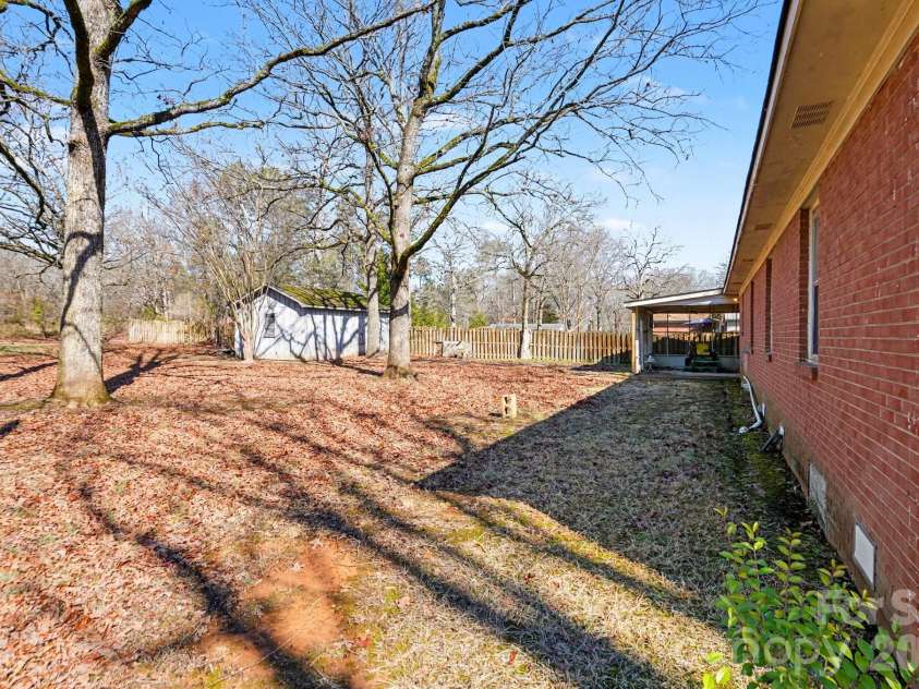 2015 Wilson Avenue, Monroe, NC 28110.  MLS# CAR4346116, YatesRealty ID 6634. 