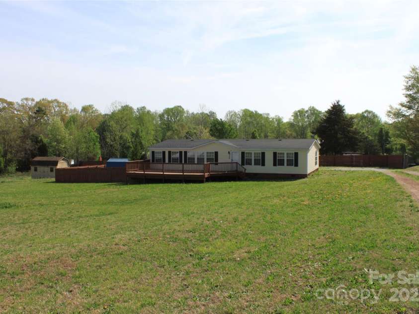 2055 Cauble Road, Salisbury, NC 28144.  MLS# CAR4245379, YatesRealty ID 6634. 